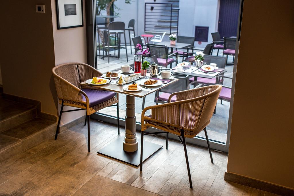 Uve Rooms & Wine Bar Ла Мора Екстериор снимка