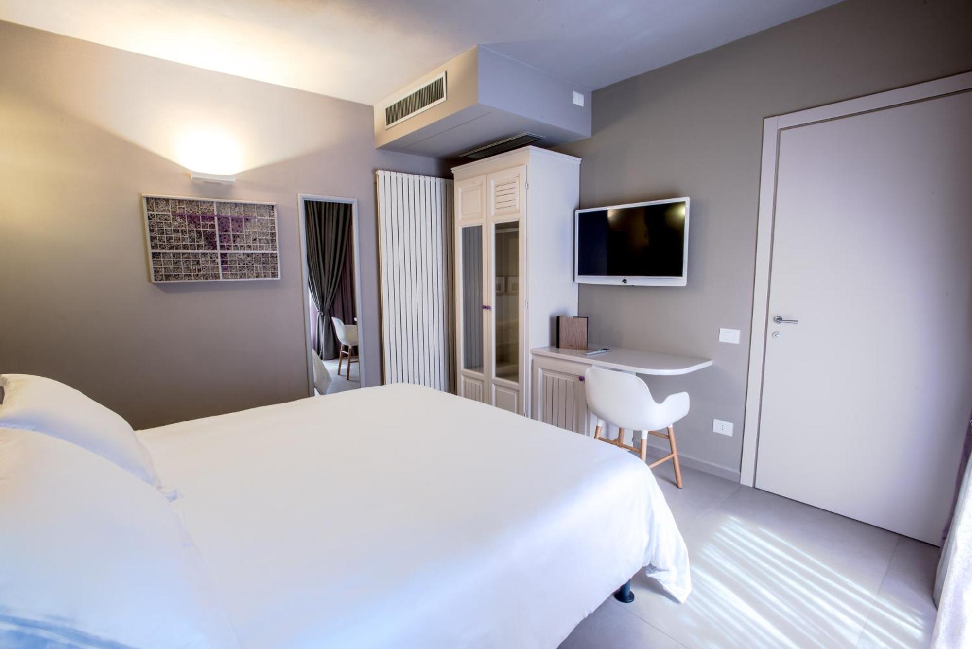 Uve Rooms & Wine Bar Ла Мора Екстериор снимка