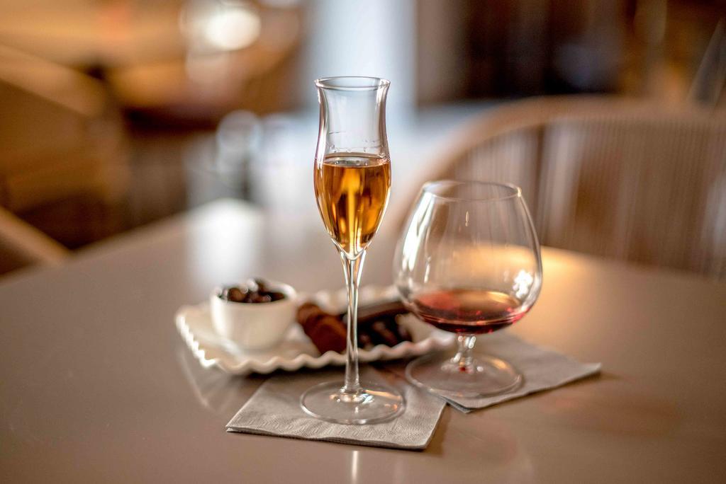 Uve Rooms & Wine Bar Ла Мора Екстериор снимка