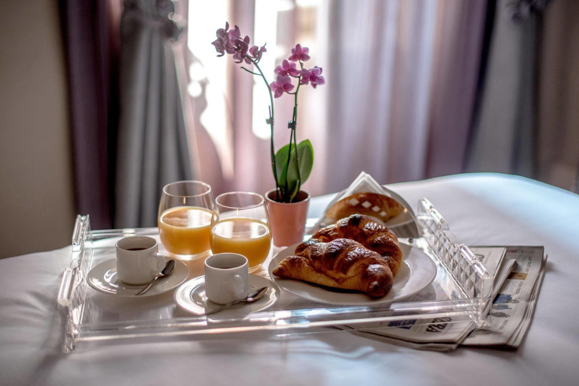 Uve Rooms & Wine Bar Ла Мора Екстериор снимка