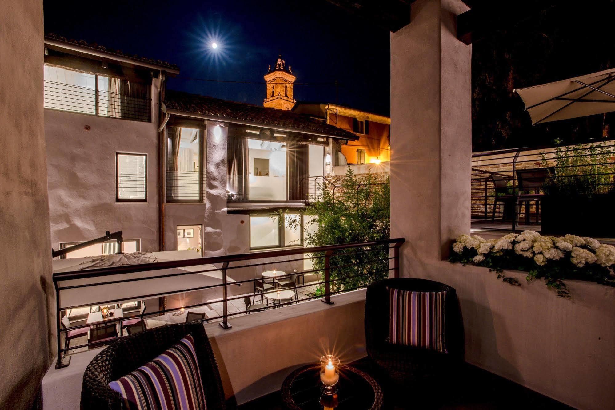 Uve Rooms & Wine Bar Ла Мора Екстериор снимка